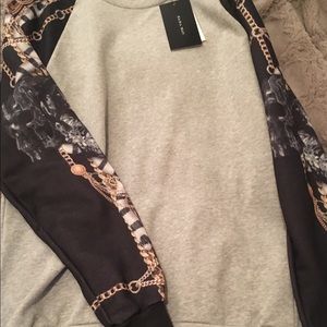 Zara Sweat shirt